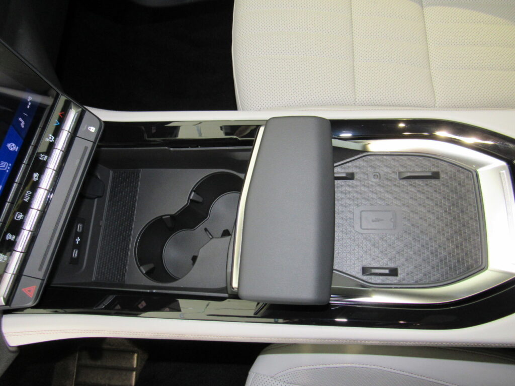 Renault Espace Exposé-Bild 8