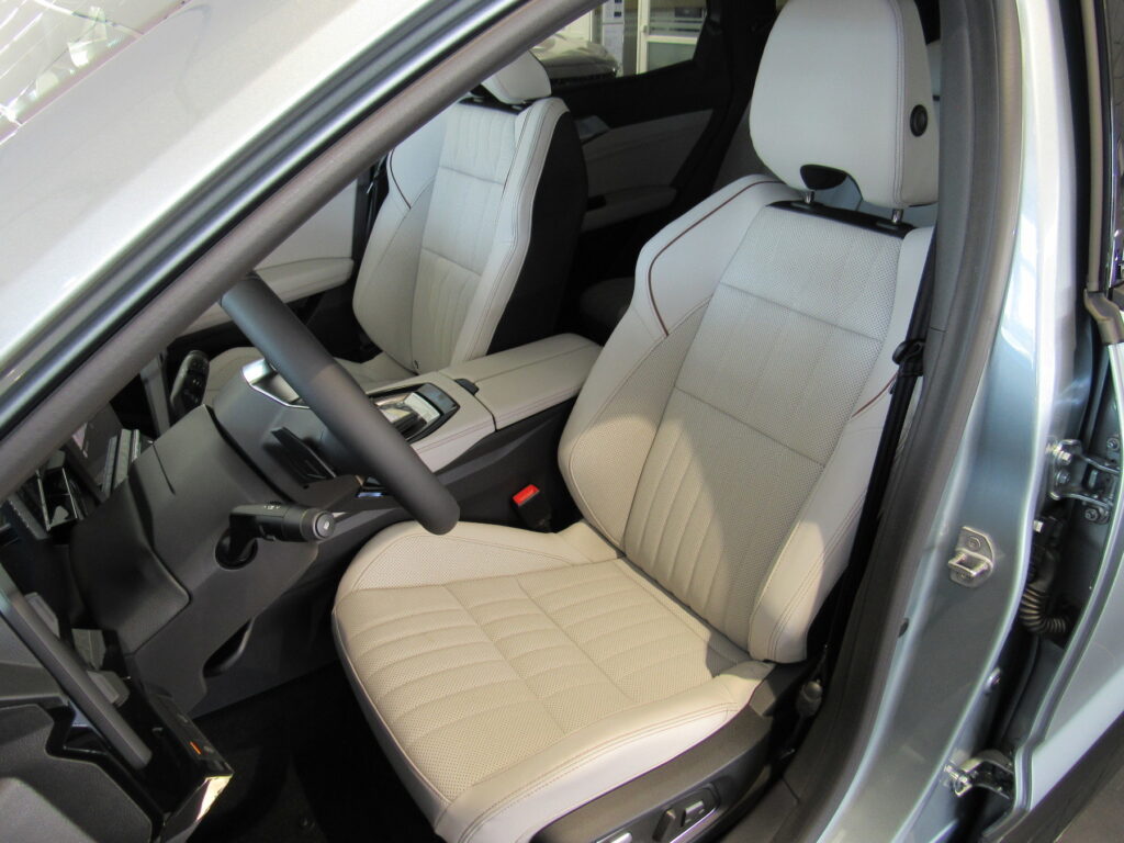 Renault Espace Exposé-Bild 19