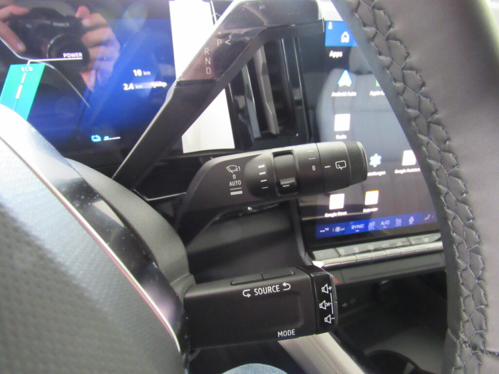 Renault Espace Exposé-Bild 24