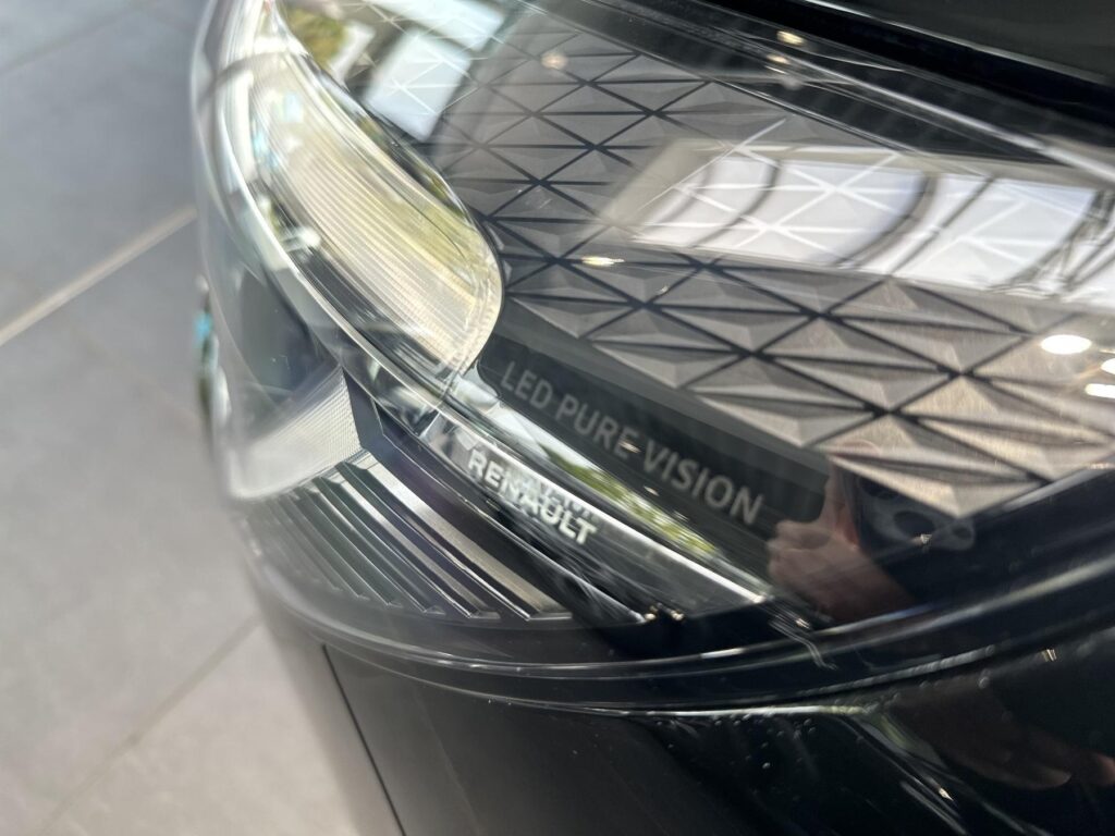 Renault Clio Exposé-Bild 4