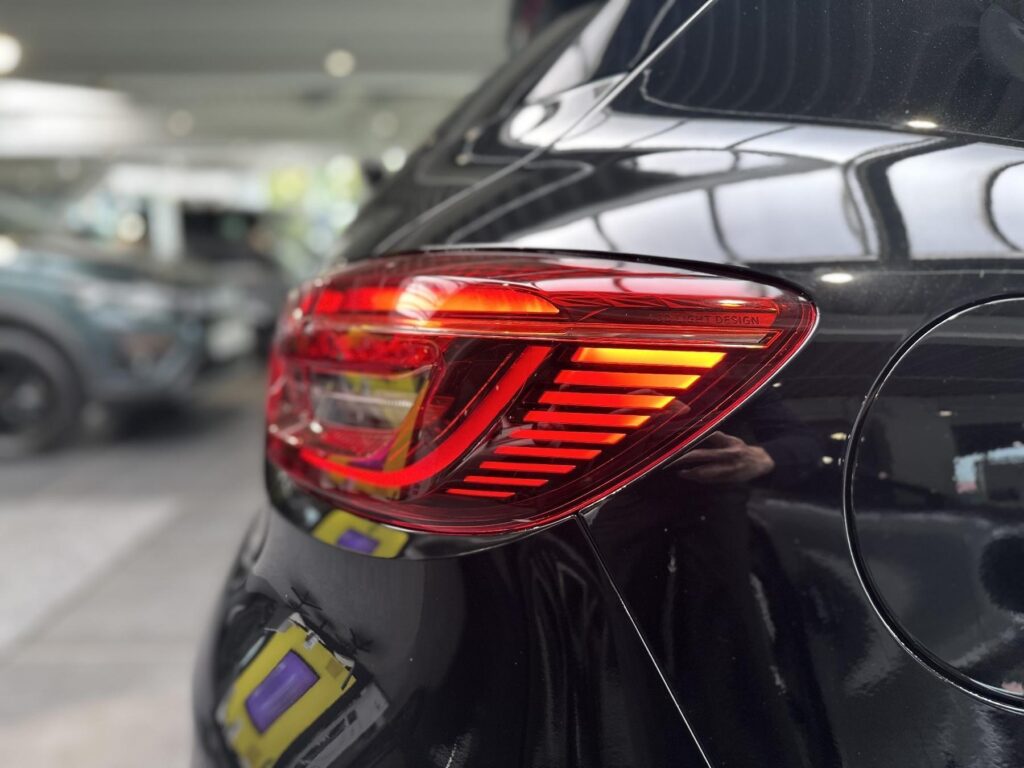 Renault Clio Exposé-Bild 21