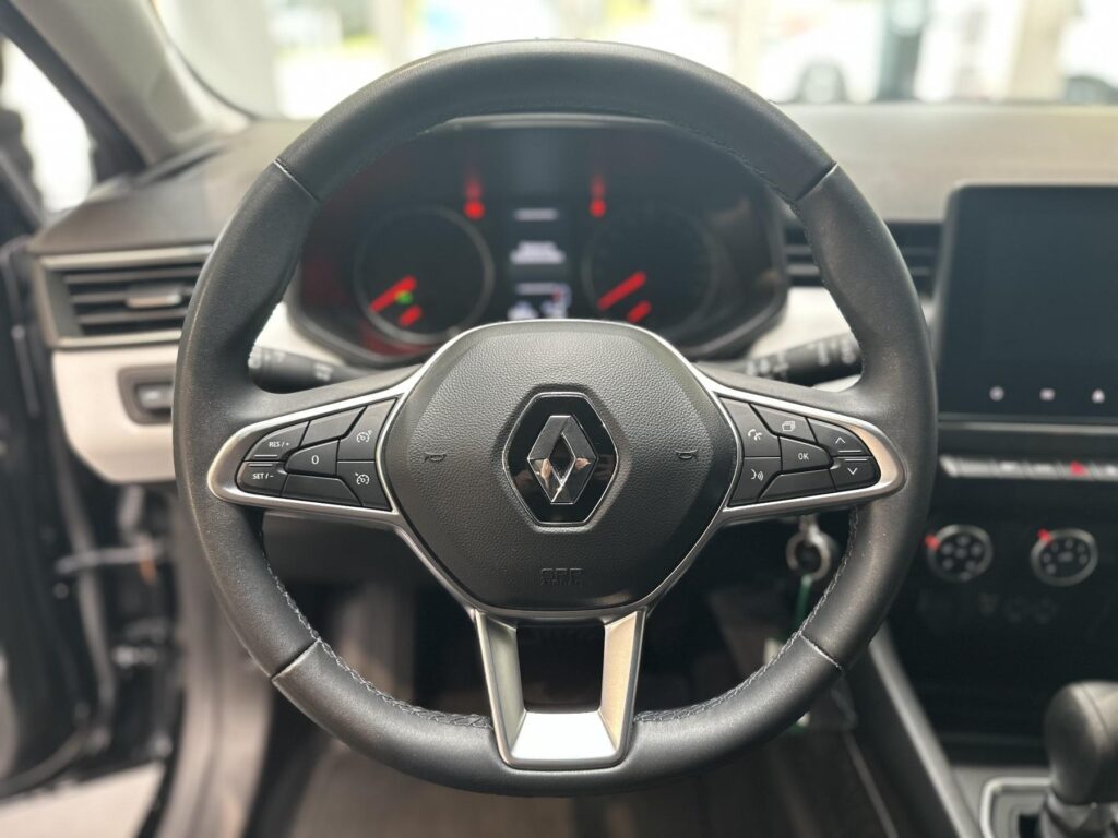 Renault Clio Exposé-Bild 37