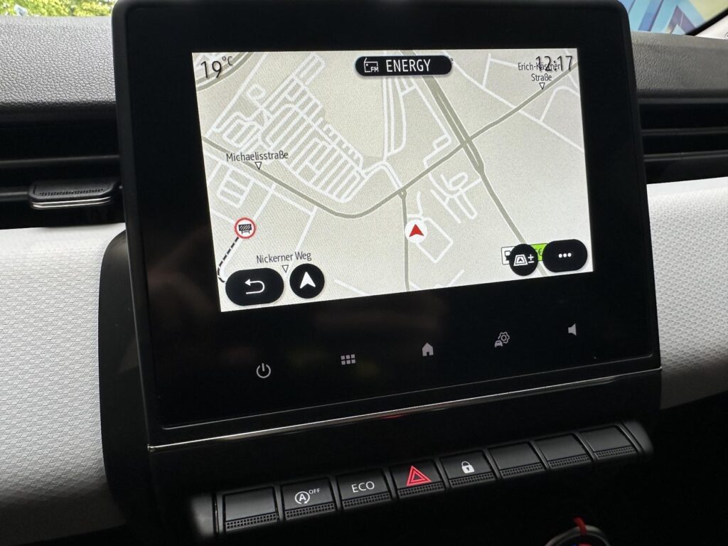 Renault Clio Exposé-Bild 42