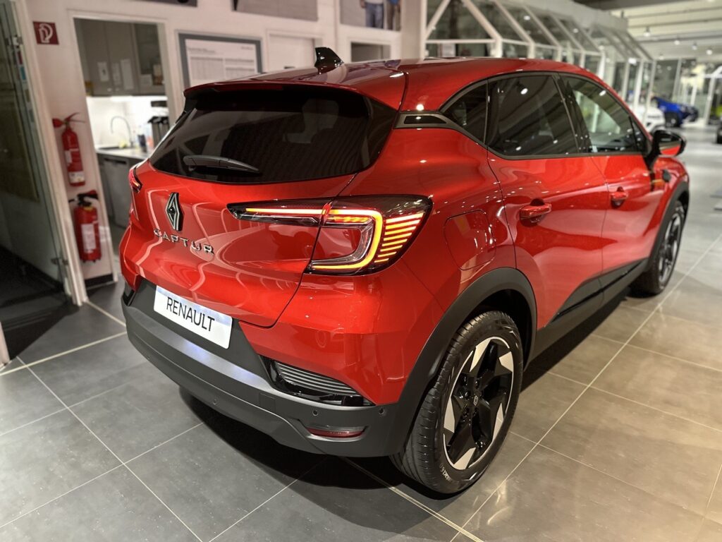 Renault Captur Exposé-Bild 10