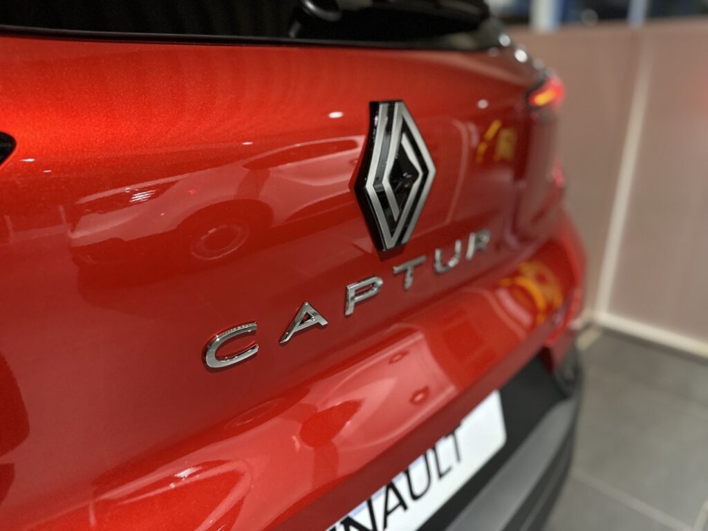 Renault Captur Exposé-Bild 13