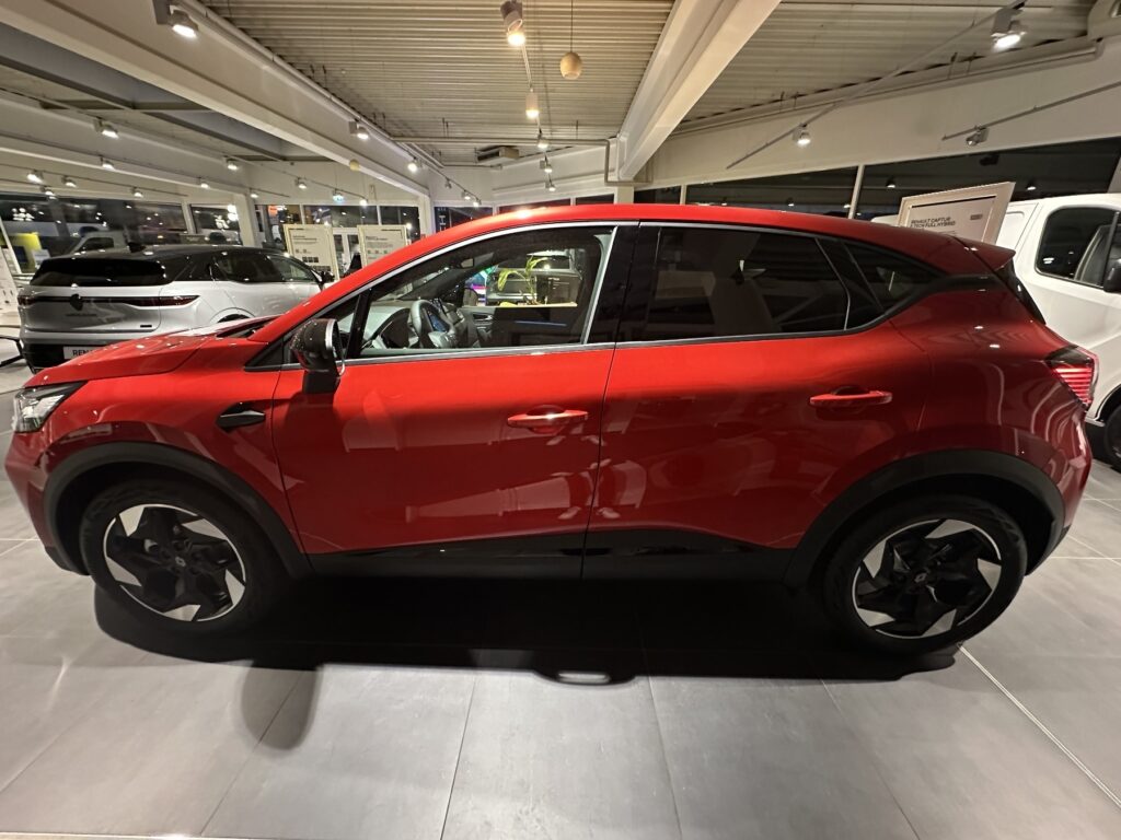 Renault Captur Exposé-Bild 15