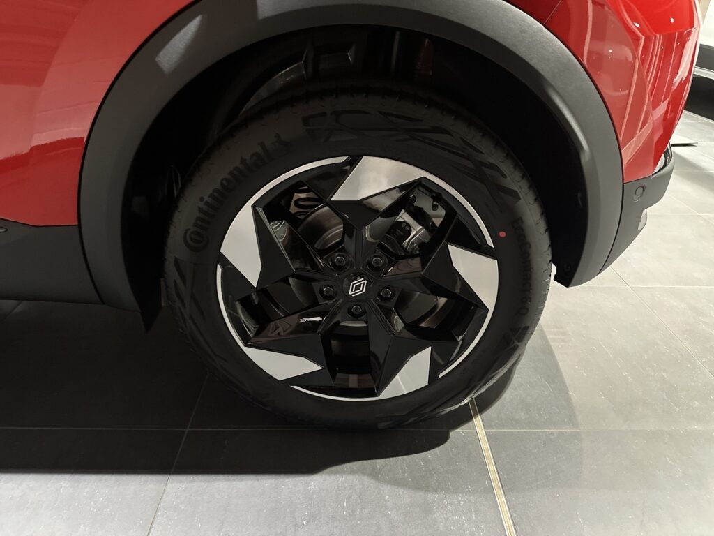 Renault Captur Exposé-Bild 17