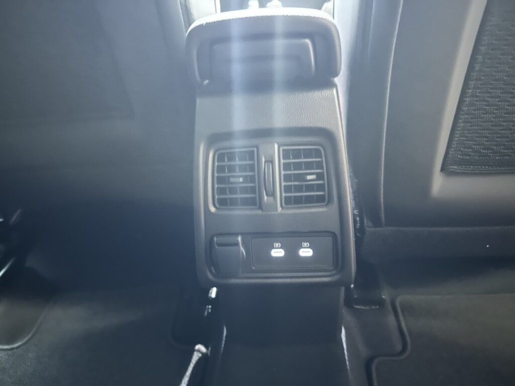 Renault Captur Exposé-Bild 27