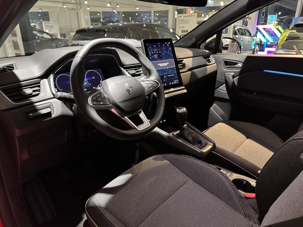 Renault Captur Exposé-Bild 31