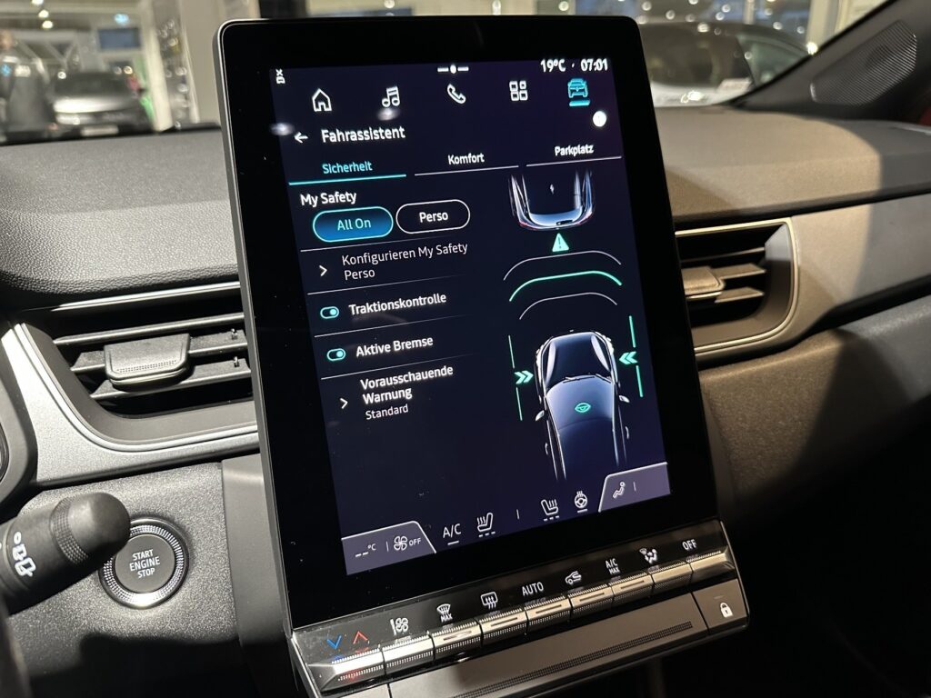 Renault Captur Exposé-Bild 41