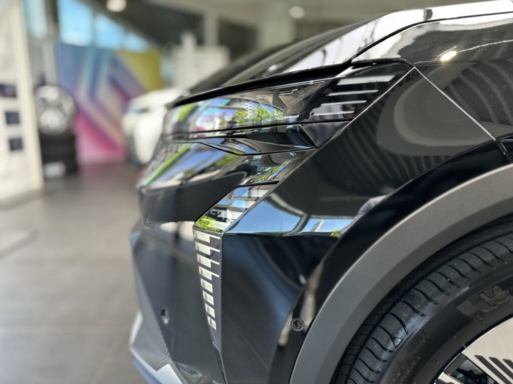 Renault Scenic E-TECH Exposé-Bild 4