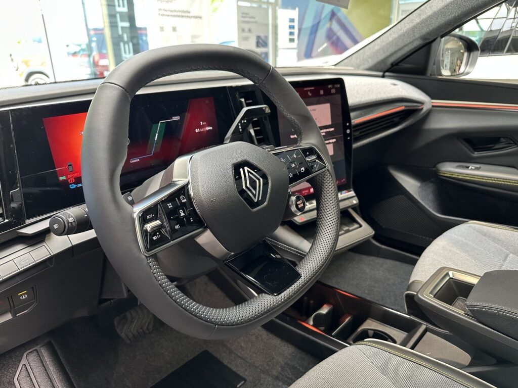 Renault Scenic E-TECH Exposé-Bild 34