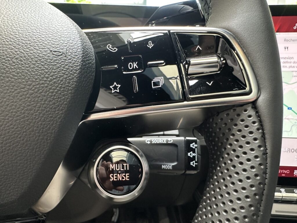 Renault Scenic E-TECH Exposé-Bild 37