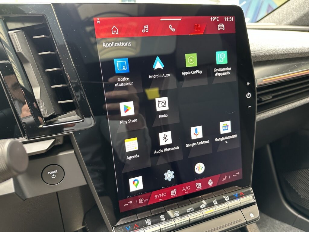 Renault Scenic E-TECH Exposé-Bild 41