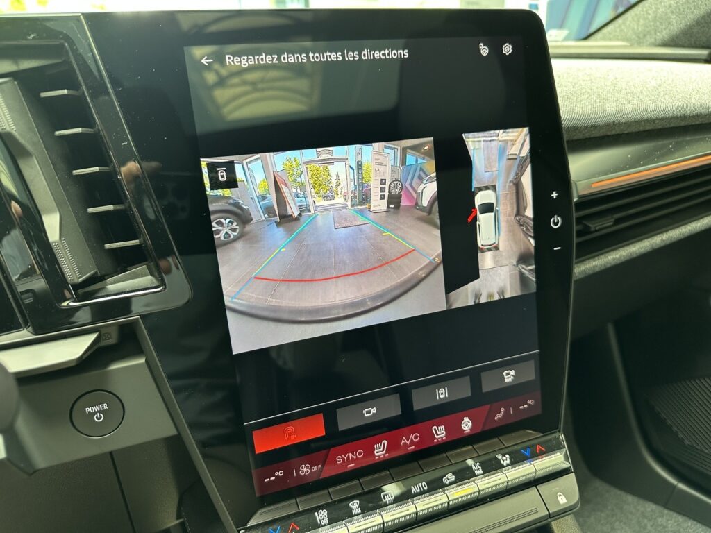 Renault Scenic E-TECH Exposé-Bild 42