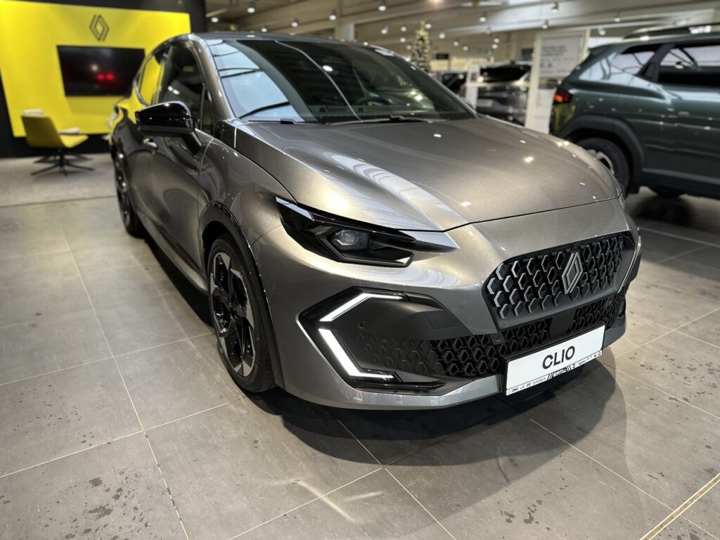 Renault Clio Exposé-Bild 5