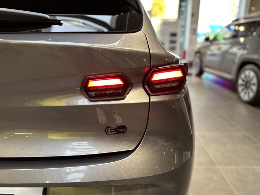 Renault Clio Exposé-Bild 12