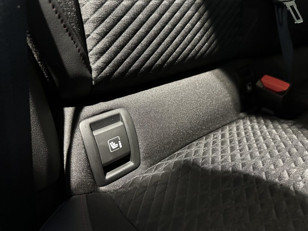 Renault Clio Exposé-Bild 25