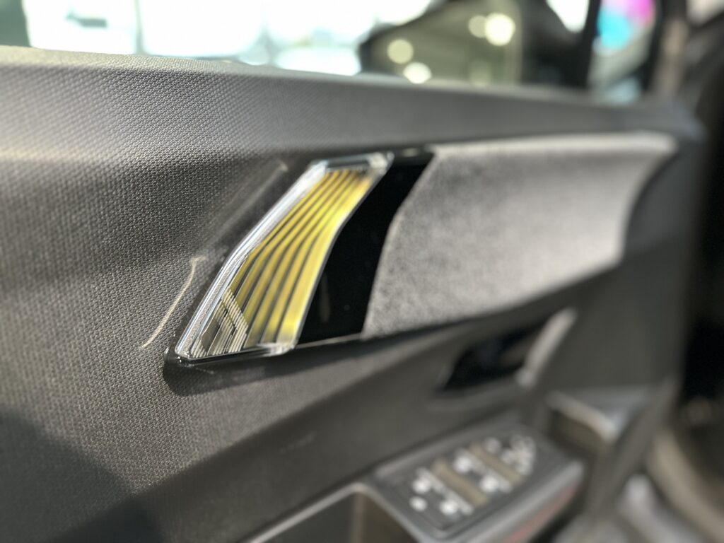 Renault Clio Exposé-Bild 28