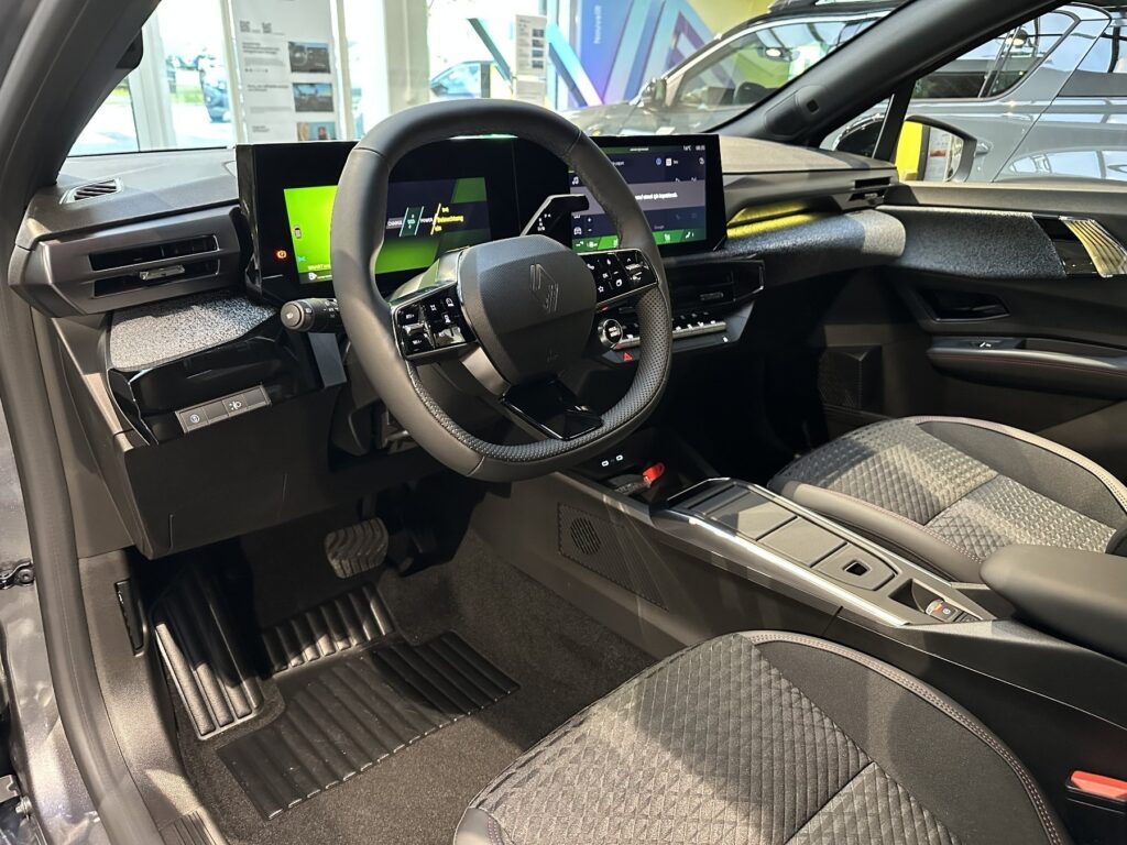 Renault Clio Exposé-Bild 29