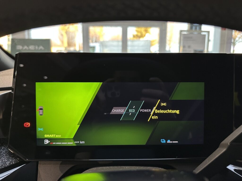 Renault Clio Exposé-Bild 36