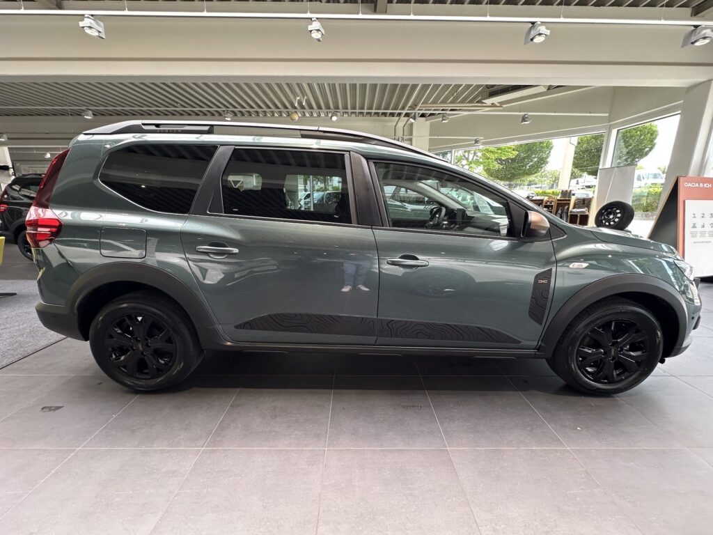 Dacia Jogger Exposé-Bild 8