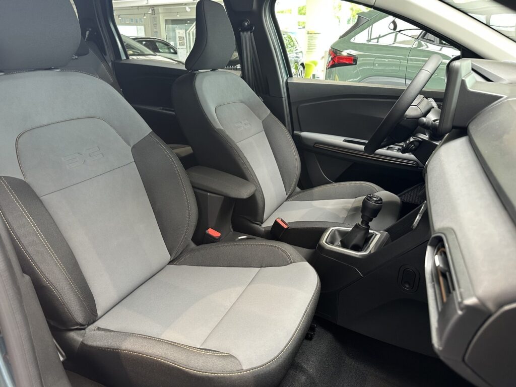 Dacia Jogger Exposé-Bild 12