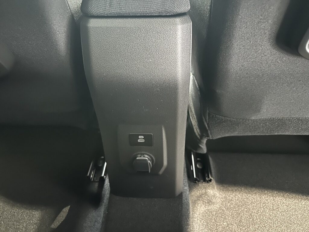 Dacia Jogger Exposé-Bild 17