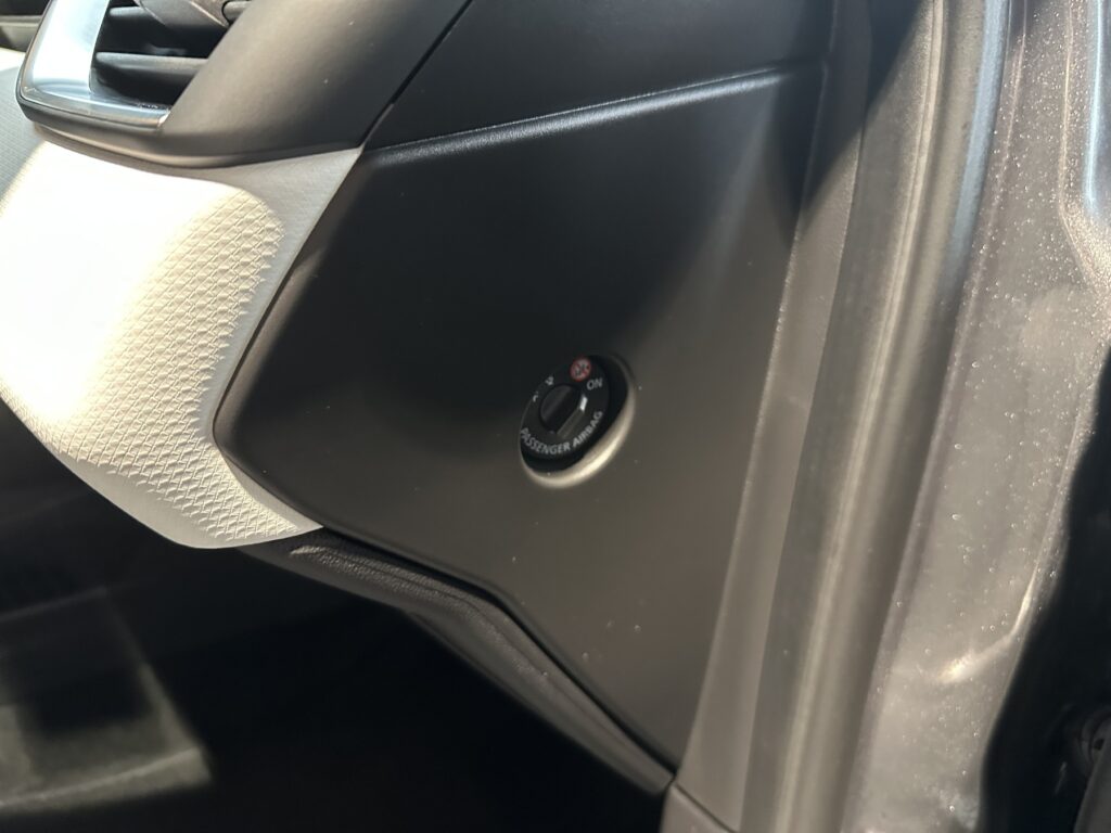 Renault Clio Exposé-Bild 24