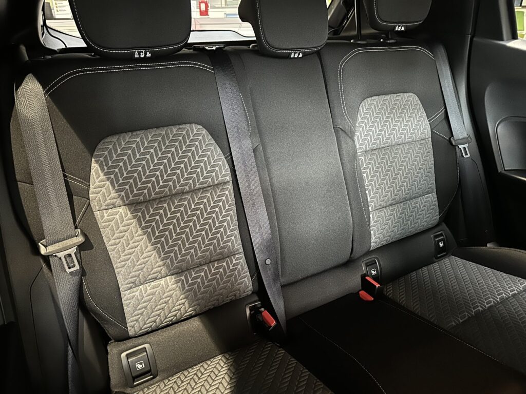 Renault Clio Exposé-Bild 27