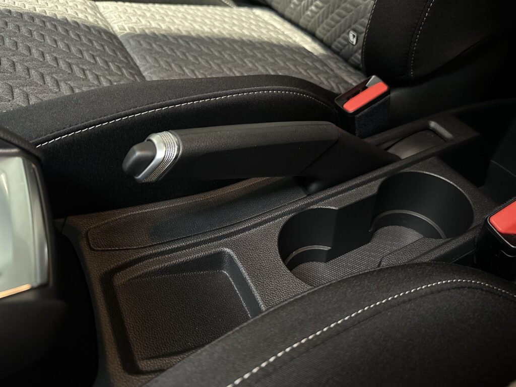 Renault Clio Exposé-Bild 44