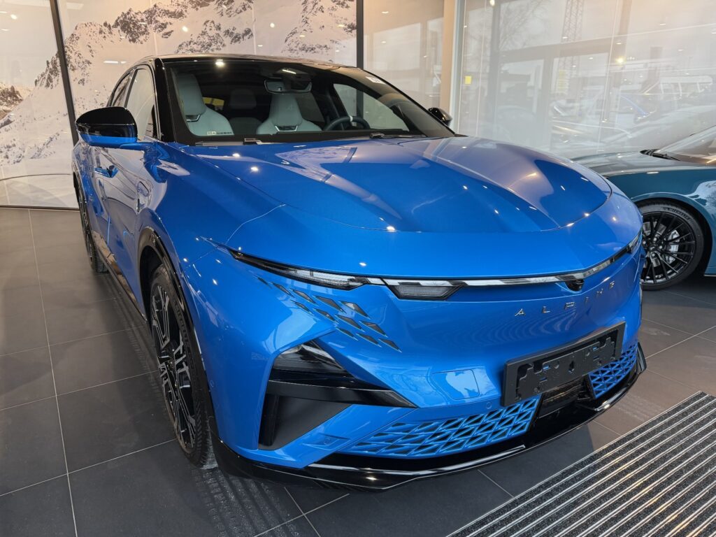 Alpine A390 Exposé-Bild 3