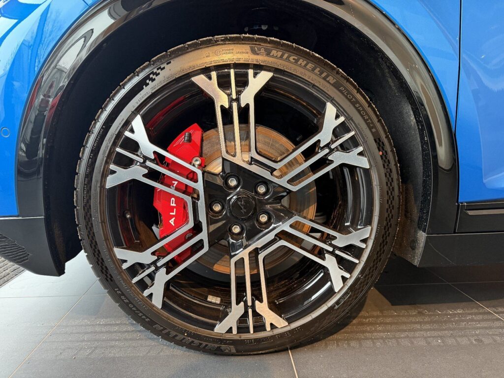 Alpine A390 Exposé-Bild 4