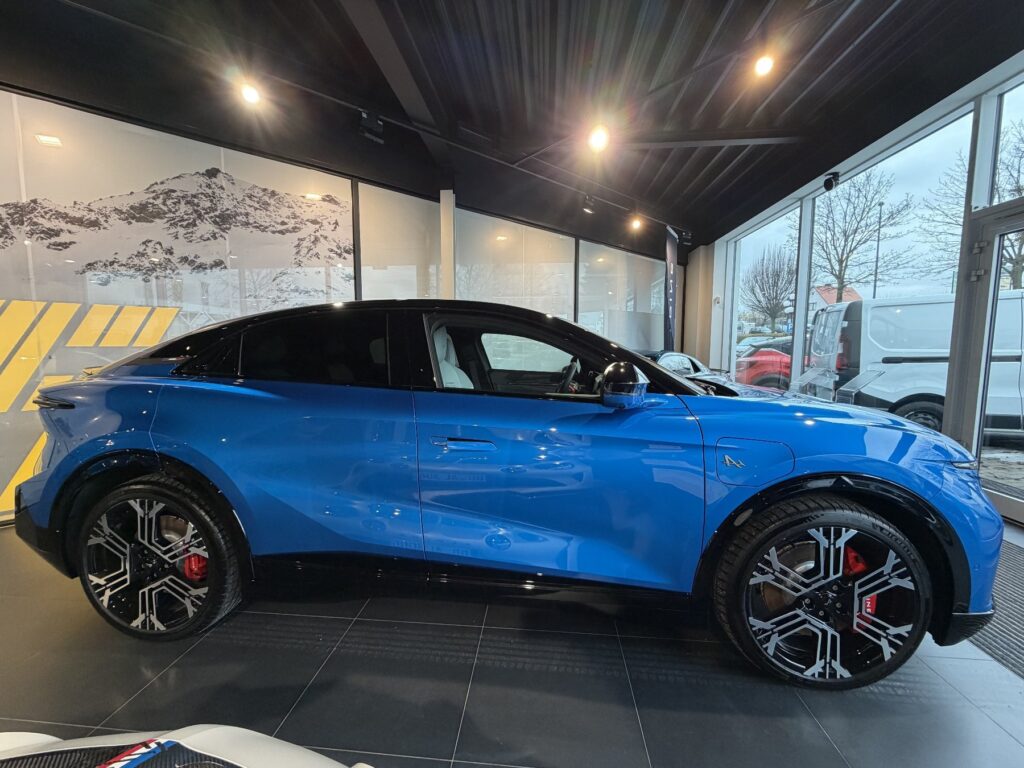 Alpine A390 Exposé-Bild 5