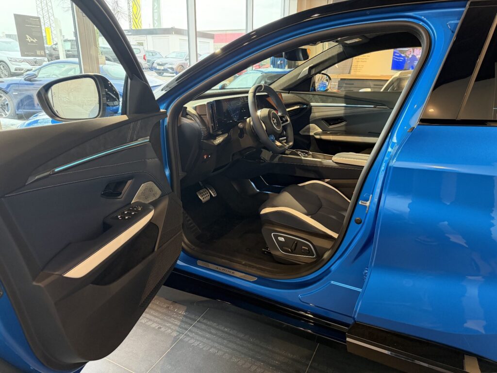 Alpine A390 Exposé-Bild 14