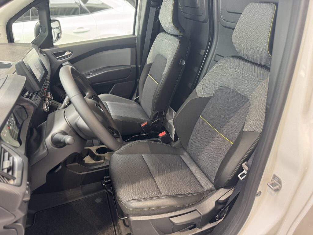 Renault Kangoo E-TECH Exposé-Bild 7