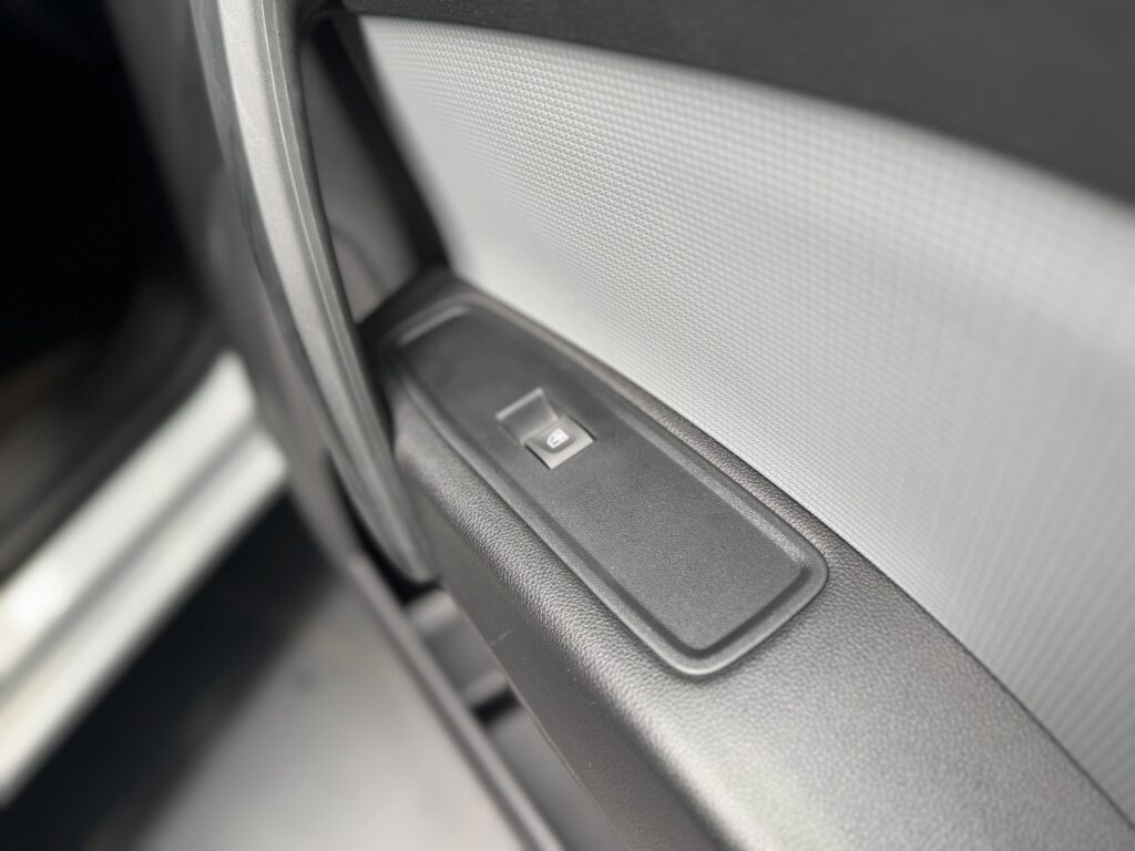 Renault Kangoo E-TECH Exposé-Bild 39