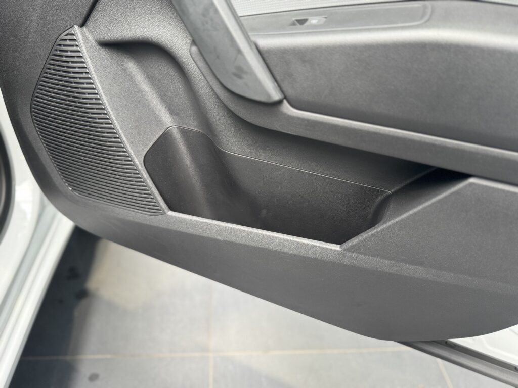 Renault Kangoo E-TECH Exposé-Bild 40