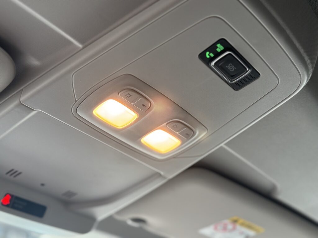 Renault Kangoo E-TECH Exposé-Bild 42