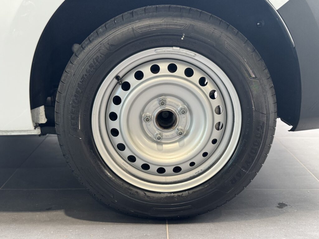 Renault Kangoo E-TECH Exposé-Bild 50