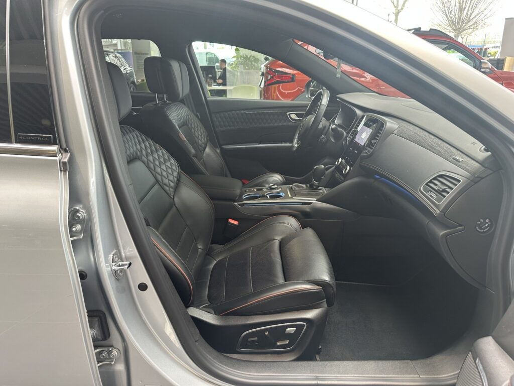 Renault Talisman Exposé-Bild 10