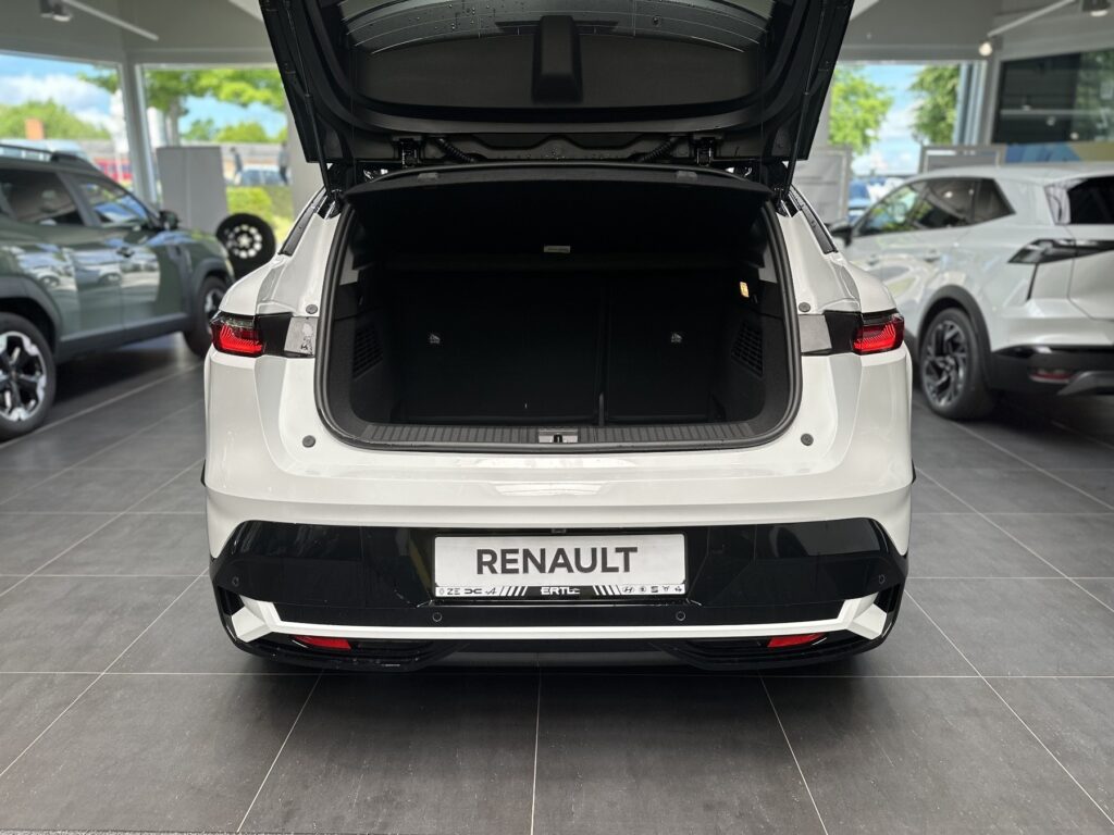 Renault Megane E-TECH Exposé-Bild 23