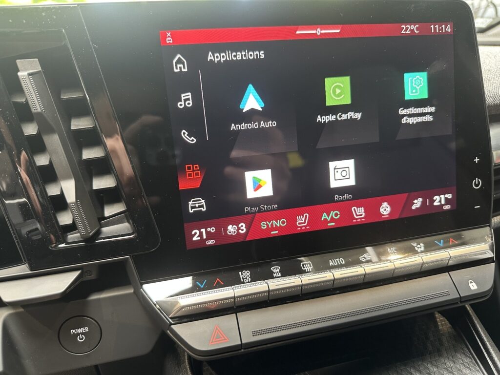 Renault Megane E-TECH Exposé-Bild 42