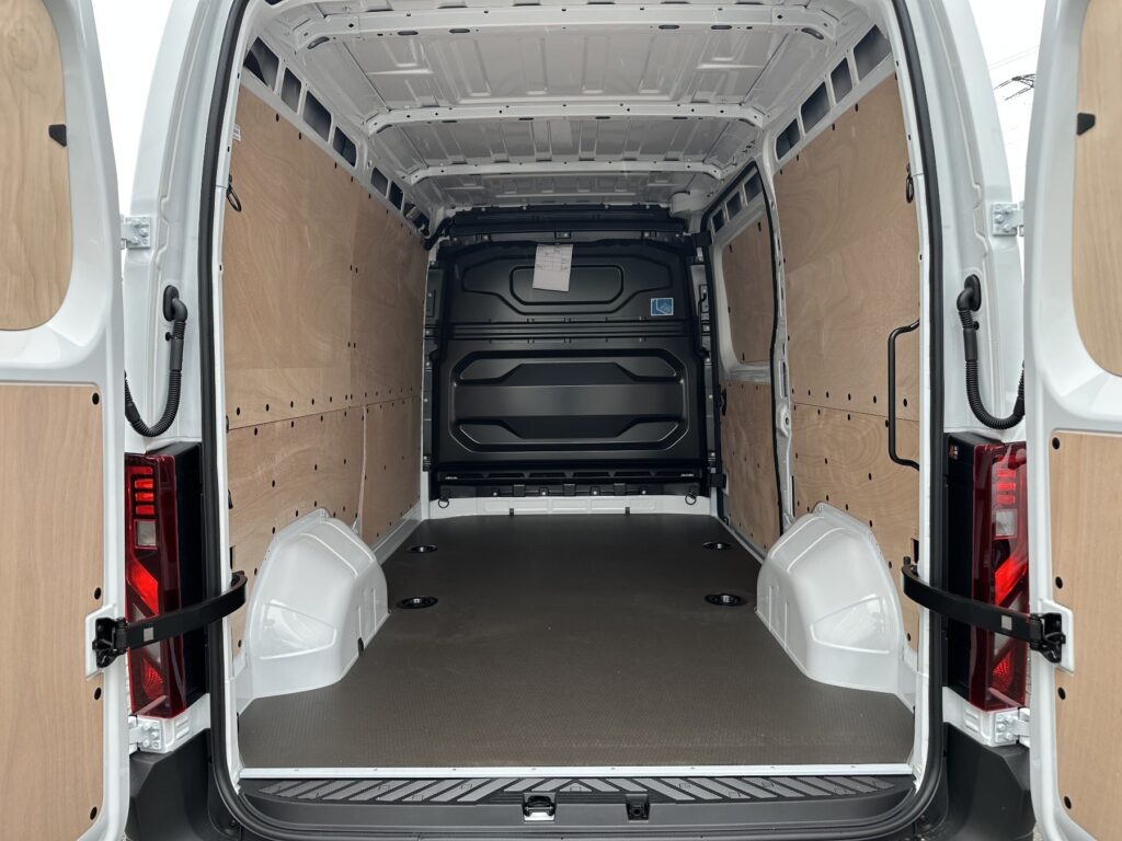 Renault Master Exposé-Bild 25