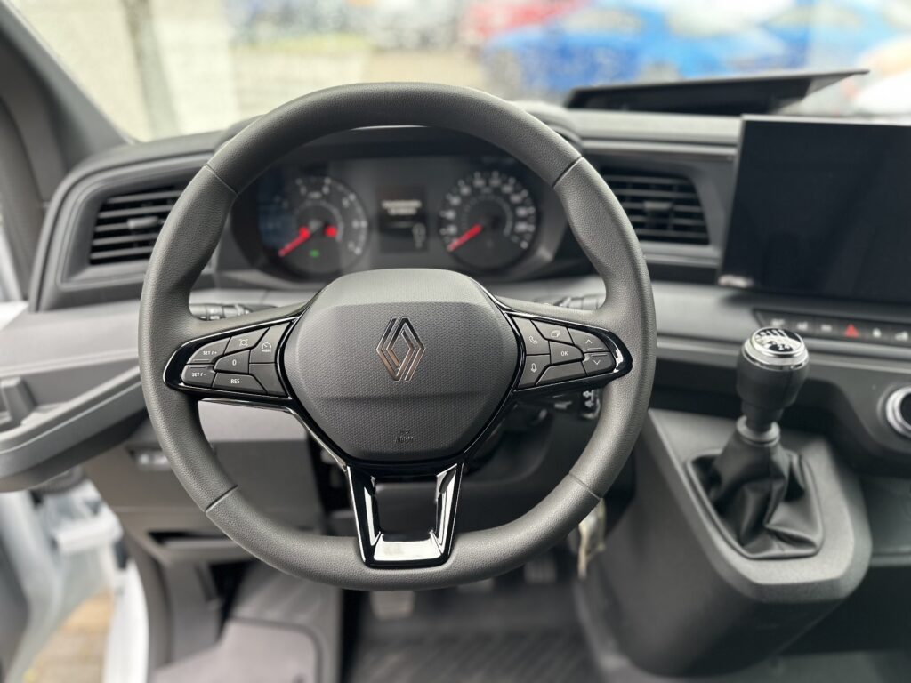 Renault Master Exposé-Bild 39