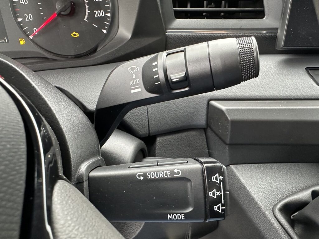 Renault Master Exposé-Bild 43