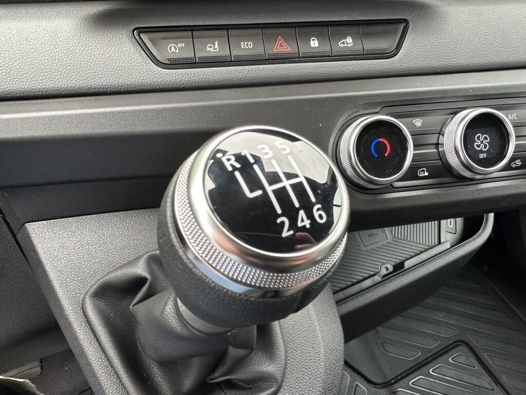 Renault Master Exposé-Bild 50