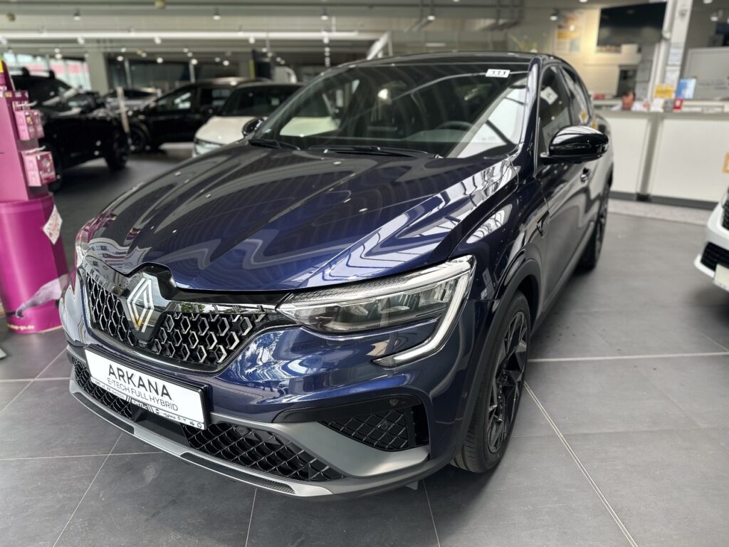 Renault Arkana Exposé-Bild 1
