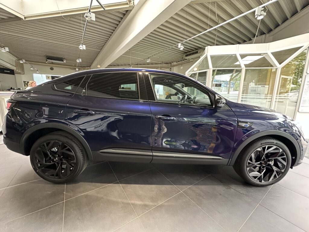 Renault Arkana Exposé-Bild 7