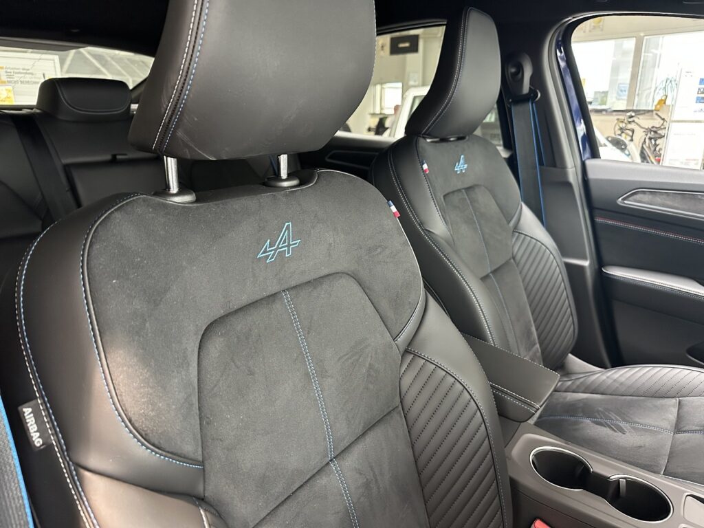 Renault Arkana Exposé-Bild 12